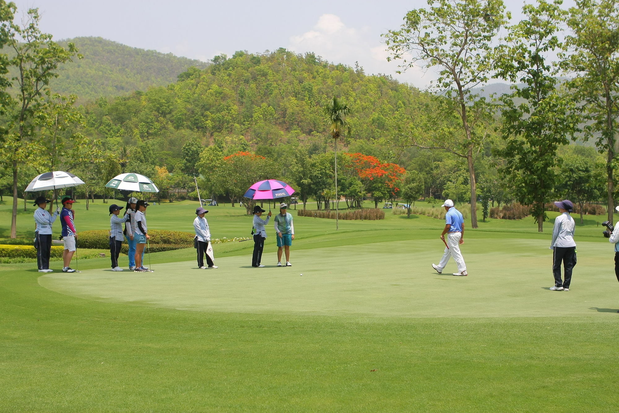 Alpine Golf Resort Chiang Mai Ban Huai Sai Nua Экстерьер фото
